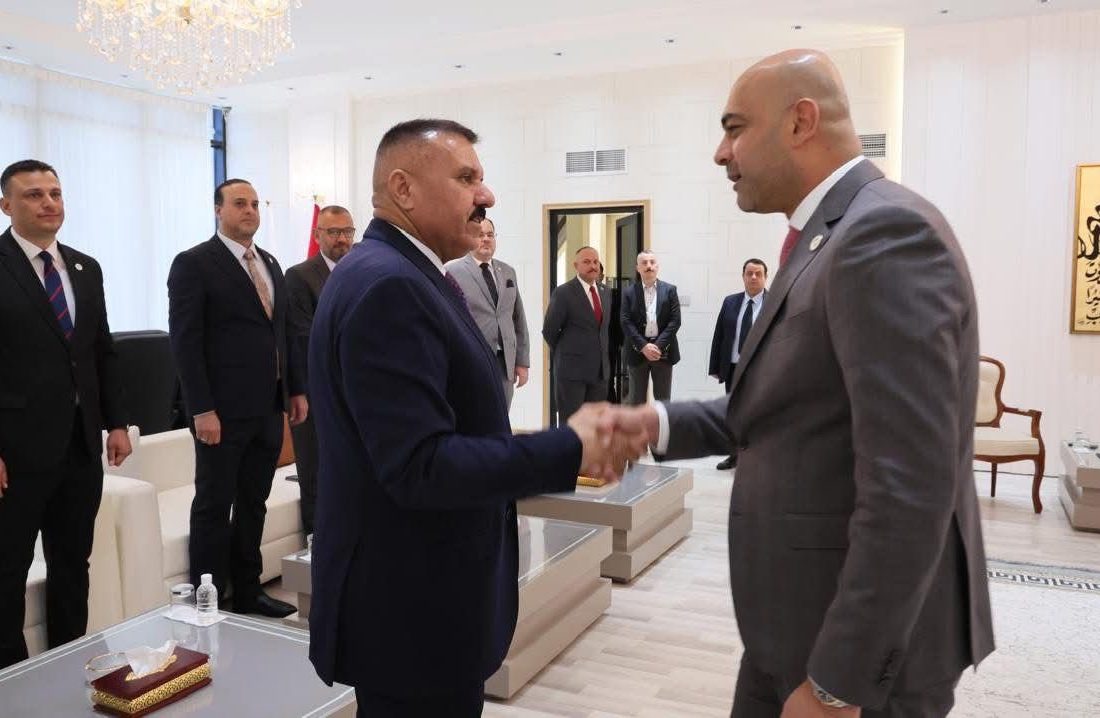 بجهود نقابة المهندسين: المباشرة باستقبال طلبات رخص حيازة وحمل السـ.ـلاح للمهندسين الاستشاريين