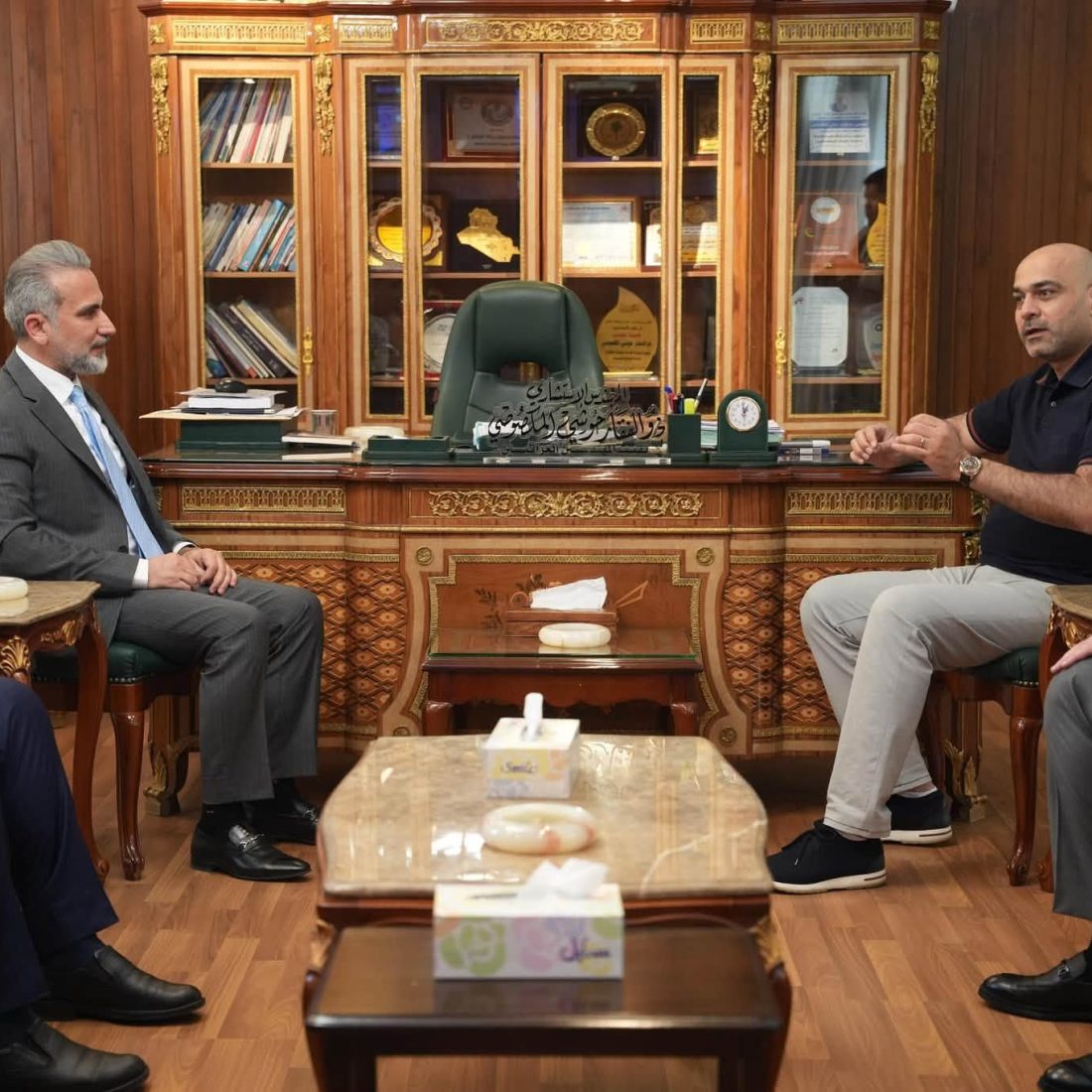 نقيب المهندسين يبحث مع رئيس مجلس مفوضي هيئة الإعلام والاتصالات تعزيز التعاون المشترك