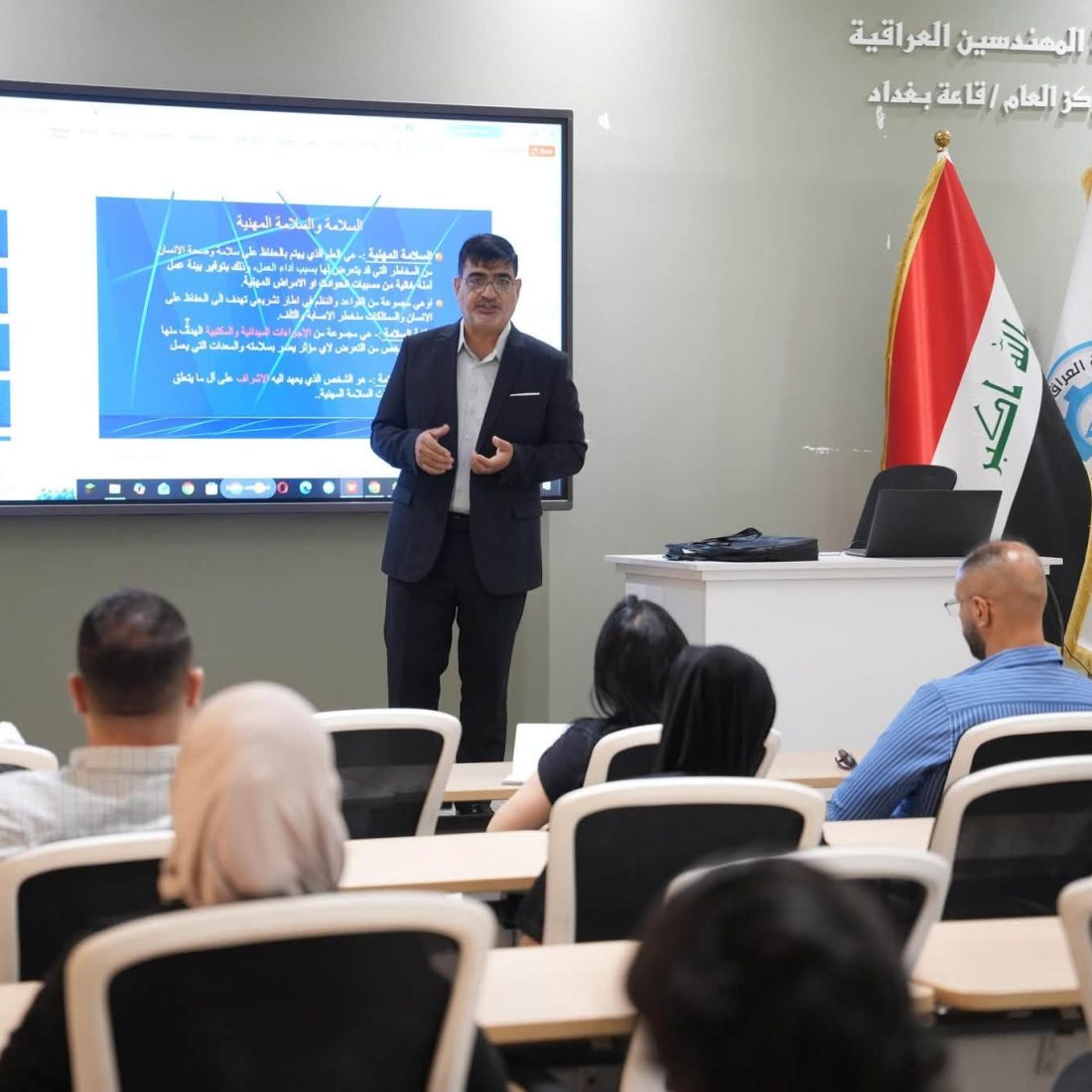 قسم الهندسة الكيمياوية ينظّم دورة حول السلامة المهنية والملوثات في الصناعات النفطية