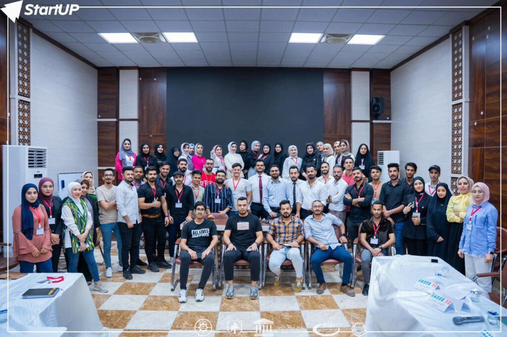 رئيس قسم هندسة النفط يشارك في المناظرة العلمية لطلاب كليات هندسة النفط