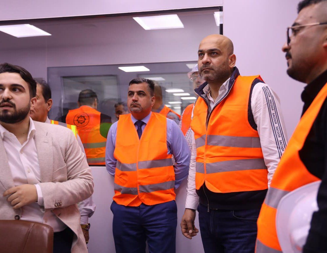 نقيب المهندسين يزور معمل السلام للمستلزمات الطبية في محافظة الديوانية