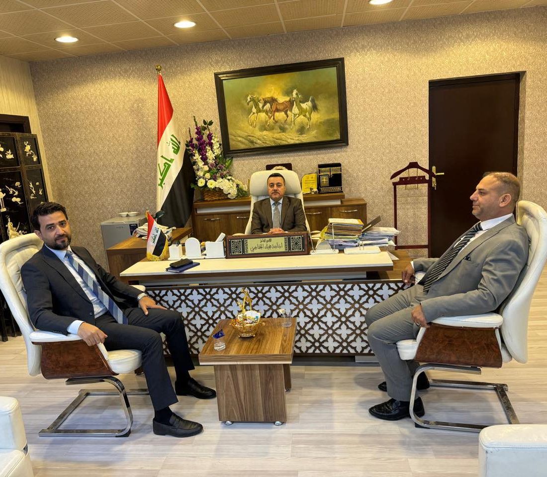 قسم هندسة النفط في نقابة المهندسين العراقية يزور وزارة العمل والشؤون الاجتماعية لبحث موضوع العمالة الاجنبية في القطاع النفطي العراقي.