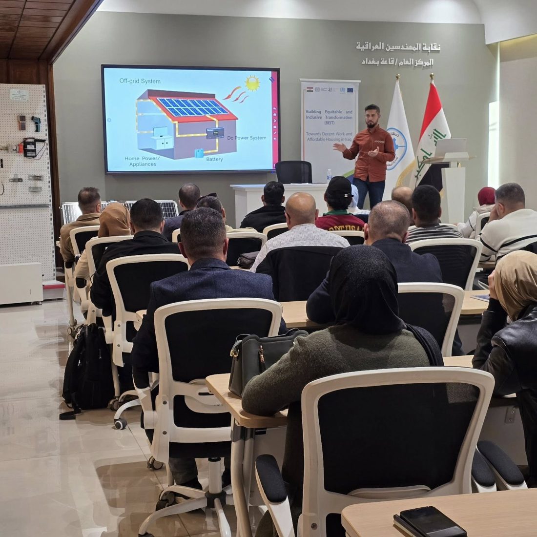لجنة النشاط الثقافي في نقابة المهندسين تختتم برنامج تدريب أنظمة الطاقة الشمسية وتخرّج 70 مهندسًا